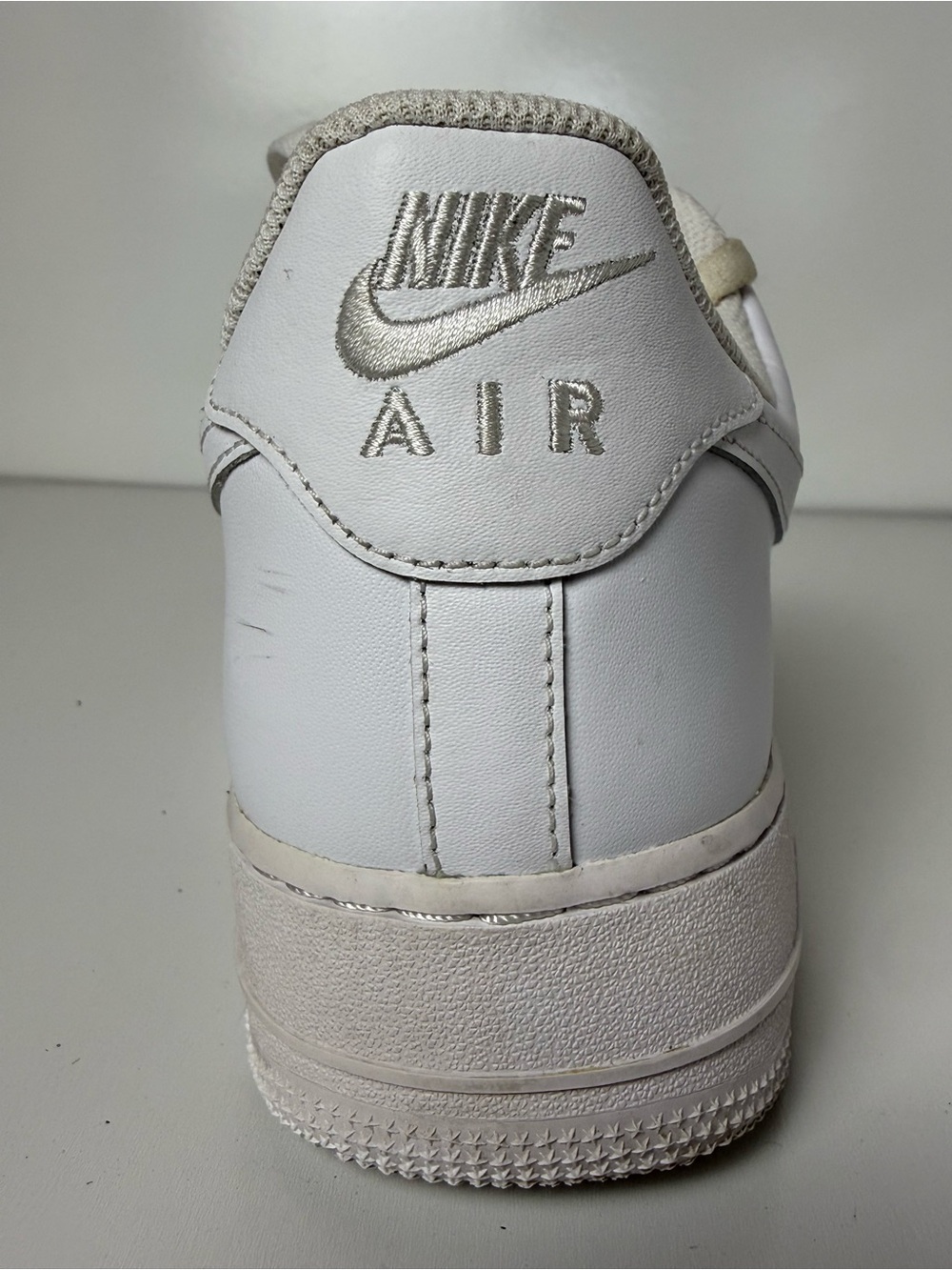 Nike Air Force 1 Low Triple White Mens 11 CW2288-111 Clean AF1 - Picture 3 of 7